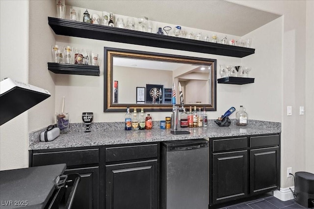 6857 Stone Tower Ct, Las Vegas, NV 89149 - indoor dry bar with dishwasher