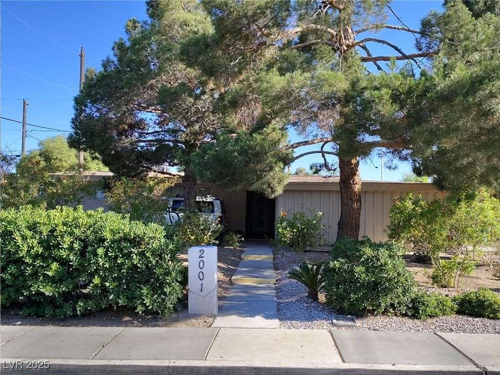 2001 E Mcwilliams Ave, Las Vegas, NV 89101 - view of obstructed view of property