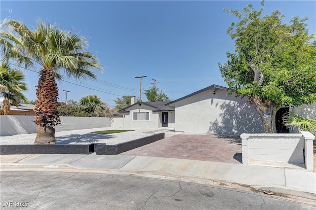 1901 Farnam Pl, Las Vegas, NV 89102 - view of front of property featuring stucco siding