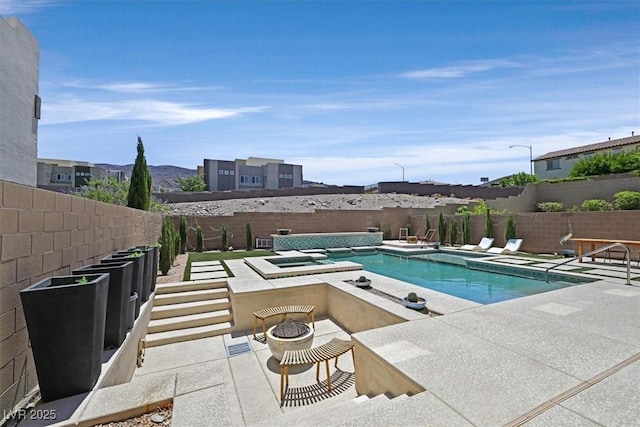 881 Barrhead Ave, Henderson, NV 89012 - view of pool featuring a fenced backyard, a patio area, and a pool with connected hot tub