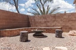 5043 Naff Ridge Dr, Las Vegas, NV 89131 - photo 26