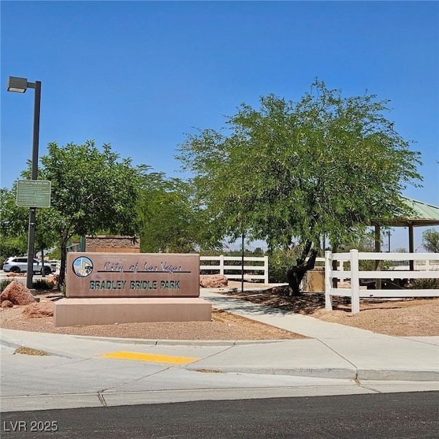 5043 Naff Ridge Dr, Las Vegas, NV 89131 - photo 45