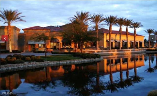 4208 Agosta Luna Pl, Las Vegas, NV 89135 - water view