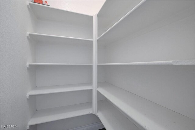 8333 Valley Stream Ave, Las Vegas, NV 89131 - view of pantry