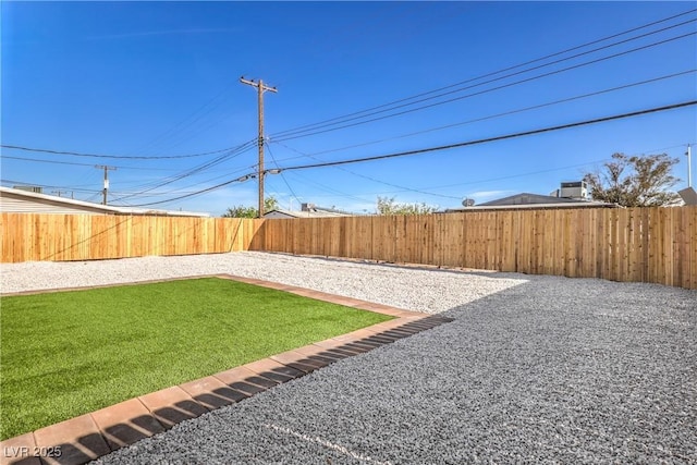 333 Rossmoyne Ave, North Las Vegas, NV 89030 - view of yard