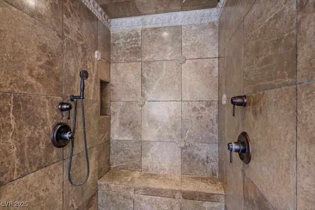 3102 La Mirada Ave, Las Vegas, NV 89120 - bathroom featuring tiled shower