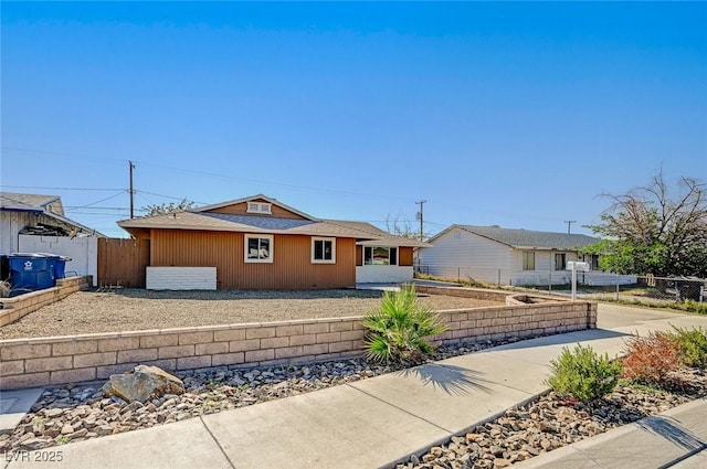 929 Center St, Henderson, NV 89015
