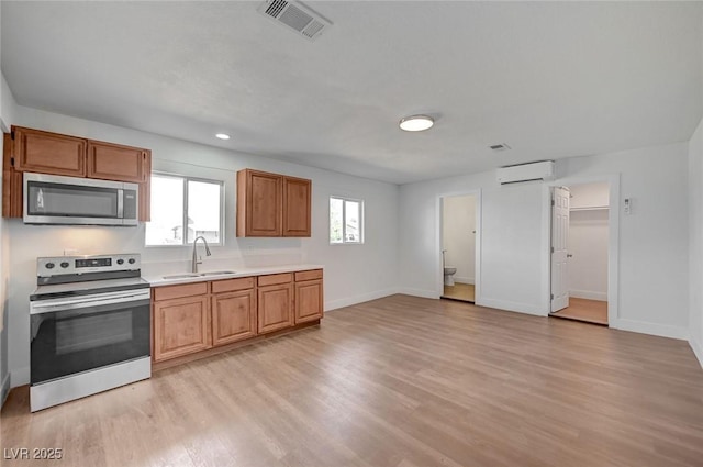 929 Center St, Henderson, NV 89015