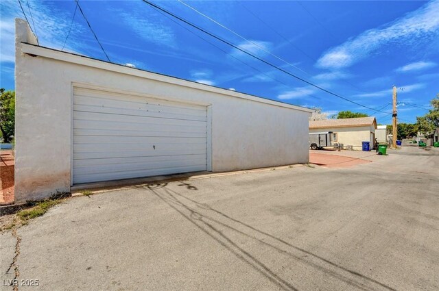 557 6th St, Boulder City, NV 89005 - view of detached garage