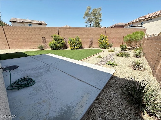 8682 Gateway Glen Dr, Las Vegas, NV 89178 - fenced backyard featuring a patio