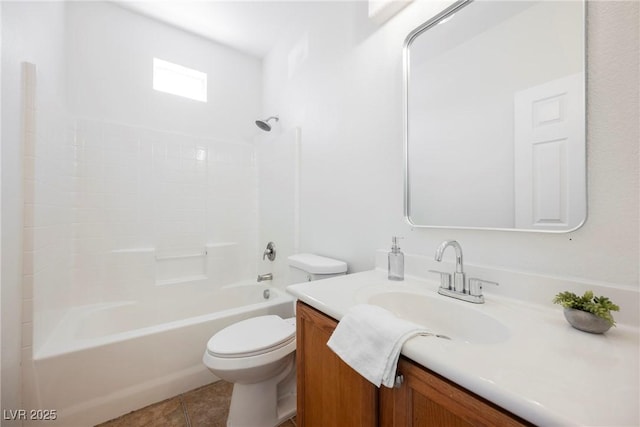 909 Trinity Pond Cir, Henderson, NV 89002 - full bath featuring vanity, toilet, washtub / shower combination, and tile patterned floors