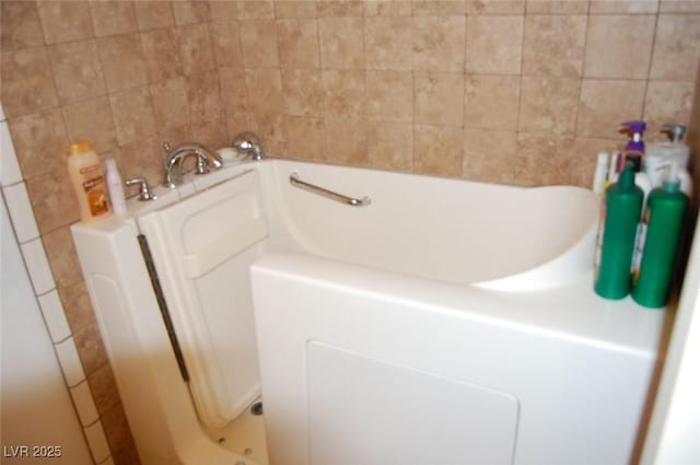 30 Diamond Bar Rd, Pahrump, NV 89048 - bathroom view of a bathtub