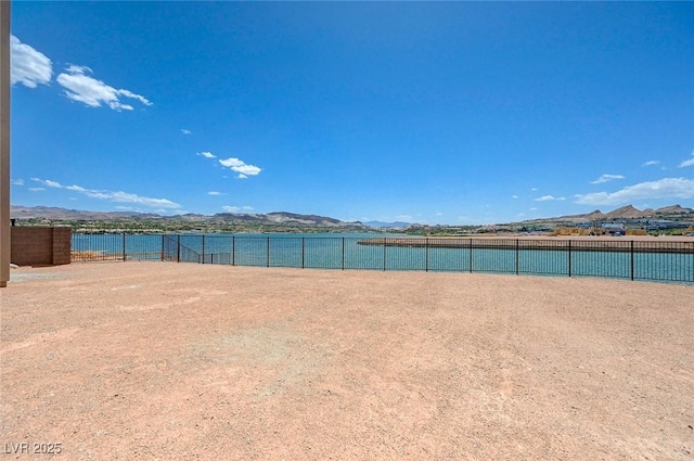 1600 Pleasant Bay Ct, Henderson, NV 89011 - water view with mountains