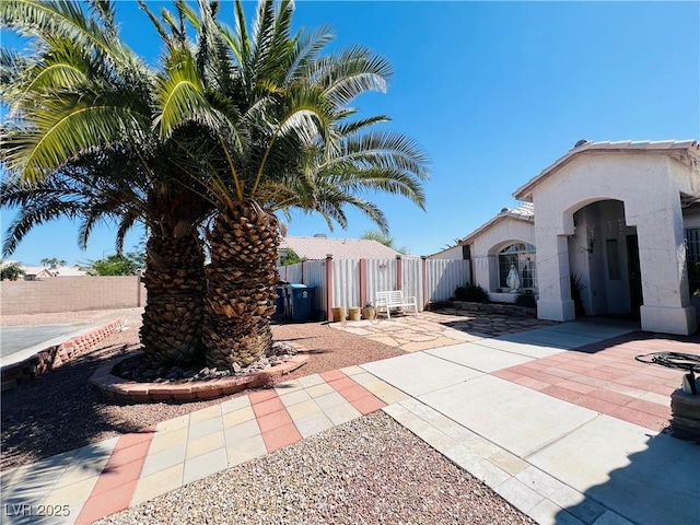 1860 Banaba Ln, Las Vegas, NV 89156 - view of patio