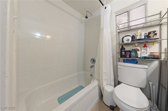 1916 Canosa Ave, Las Vegas, NV 89104 - full bathroom featuring toilet and shower / bathtub combination with curtain