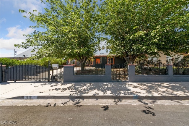 1916 Canosa Ave, Las Vegas, NV 89104 - obstructed view of property featuring a fenced front yard