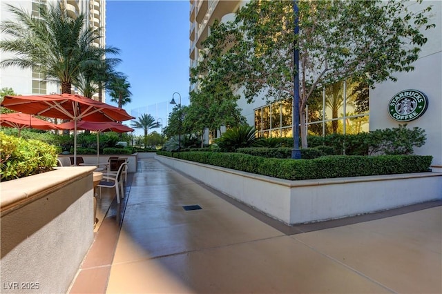 135 E Harmon Ave Unit 2420, Las Vegas, NV 89109 - view of community