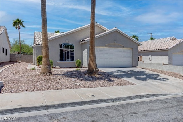 887 Cozy Valley St, Henderson, NV 89015 - photo 2
