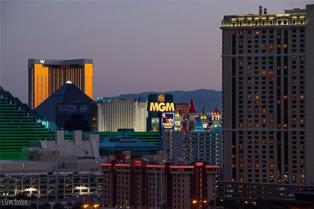 211 E Flamingo Rd Unit 1617, Las Vegas, NV 89169 - city view