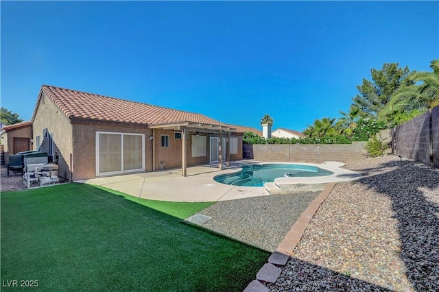2711 Briarcliff Ave, Henderson, NV 89074 - view of swimming pool featuring a patio