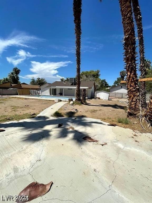 45 Logan Ct, Las Vegas, NV 89110 - view of front of property with a pool