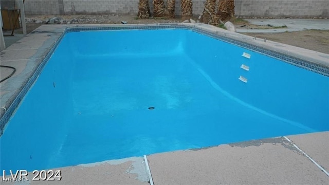 45 Logan Ct, Las Vegas, NV 89110 - view of swimming pool featuring a fenced backyard