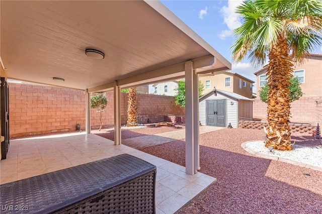 11755 Garland Grove Ln, Las Vegas, NV 89183 - fenced backyard with a patio