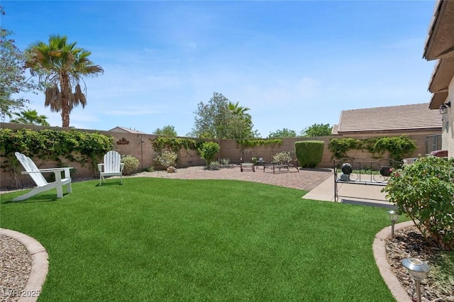 2425 Sturrock Dr, Henderson, NV 89044 - view of yard with a patio