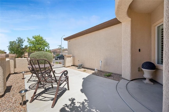 2425 Sturrock Dr, Henderson, NV 89044 - view of patio