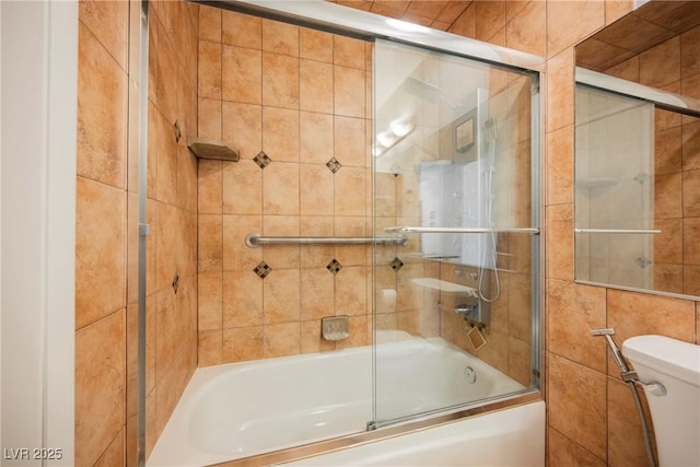 5516 Orchard Ln Unit 0, Las Vegas, NV 89110 - full bath featuring bath / shower combo with glass door and toilet
