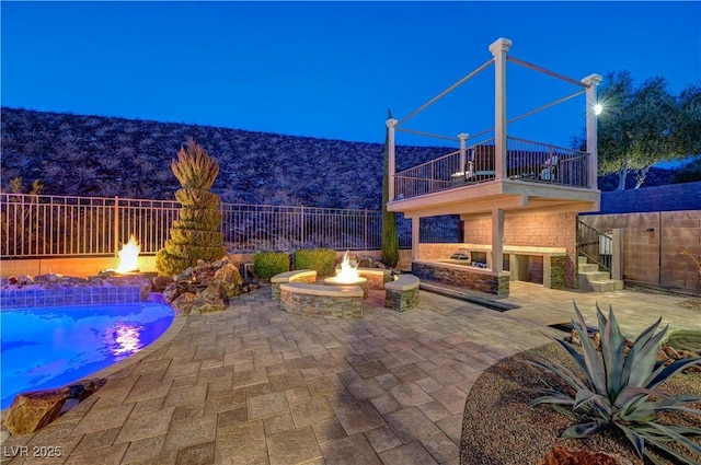 2124 Pont National Dr, Henderson, NV 89044 - photo 6