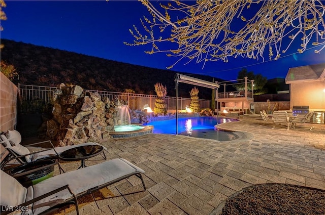 2124 Pont National Dr, Henderson, NV 89044 - photo 5