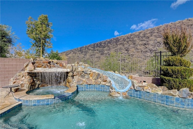 2124 Pont National Dr, Henderson, NV 89044 - photo 93