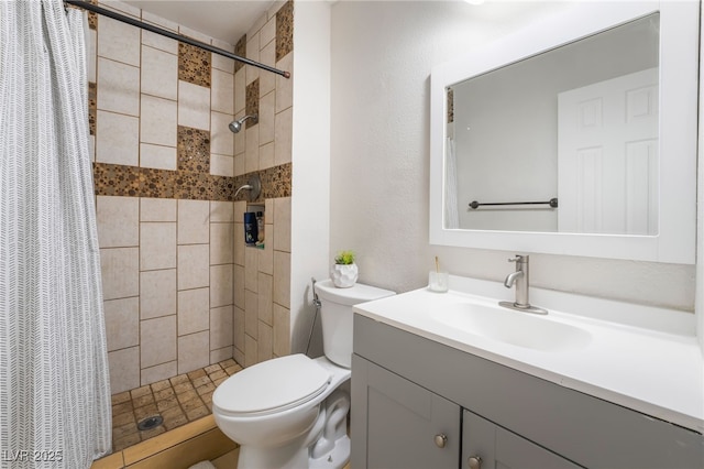 6608 Burgundy Way, Las Vegas, NV 89107 - bathroom with vanity, toilet, and tiled shower