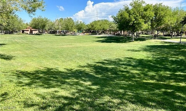11074 Caramel Crest Ct, Las Vegas, NV 89135 - surrounding community with a yard