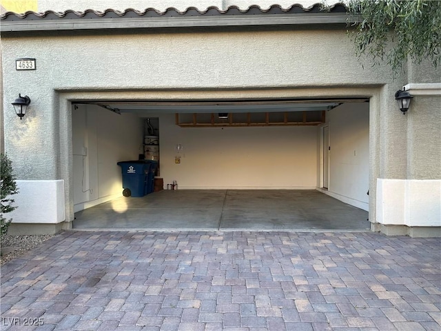 4633 Fragrant St, North Las Vegas, NV 89031 - garage with driveway