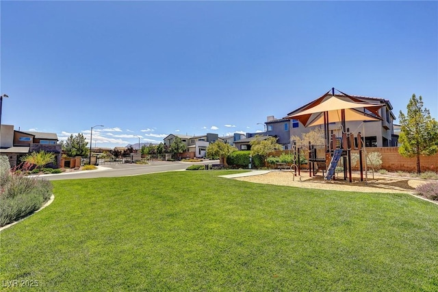 10297 Sierra Skye Ave, Las Vegas, NV 89166 - view of yard featuring a residential view