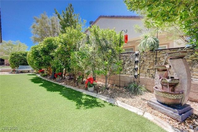 2545 Nashira St, Henderson, NV 89044 - view of yard