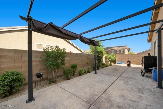 4308 Brazil Palm Ct, North Las Vegas, NV 89032 - fenced backyard featuring a patio area and a pergola