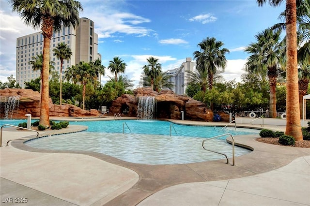 222 Karen Ave Unit 601, Las Vegas, NV 89109 - community pool with a patio area