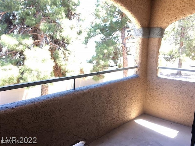 5220 Mission Carmel Ln Unit 207, Las Vegas, NV 89107 - view of balcony