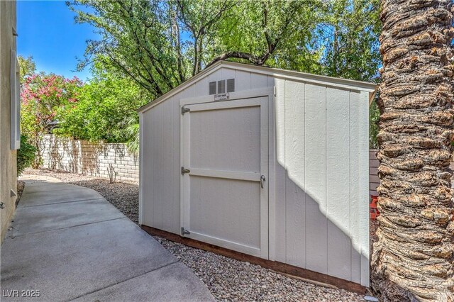 2086 Troon Dr, Henderson, NV 89074 - photo 56