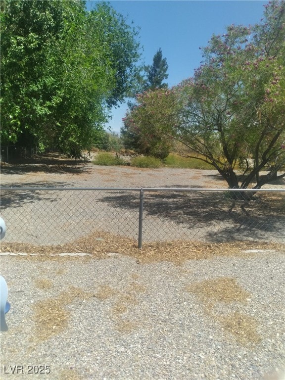 1611 Red Rock Dr, Pahrump, NV 89048 - view of street