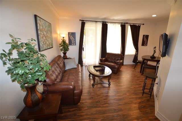230 E Flamingo Rd Unit 129, Las Vegas, NV 89169 - living area featuring crown molding, wood finished floors, baseboards, and recessed lighting