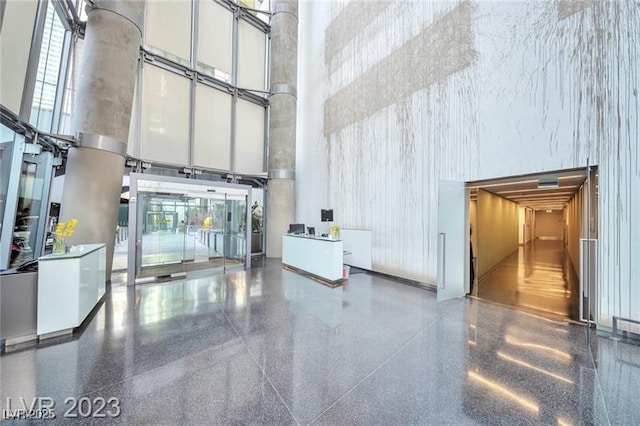 3722 Las Vegas Blvd Unit 603, Las Vegas, NV 89158 - lobby with a towering ceiling