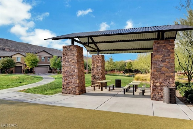 10433 Ember Rose Ave, Las Vegas, NV 89135 - view of home's community featuring a lawn