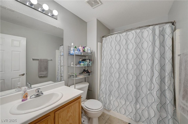 687 Porchtown Ave, Las Vegas, NV 89183 - full bath featuring toilet, vanity, tile patterned floors, and curtained shower