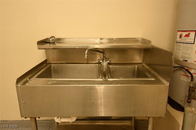 7429 Fencerow St, Las Vegas, NV 89131 - detailed view of a sink and water heater