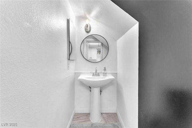 110 Huckleberry Ln, Henderson, NV 89074 - bathroom with baseboards