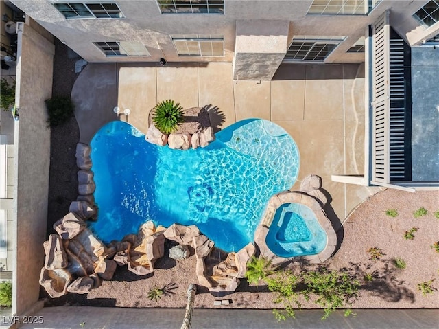 2409 Alpine Meadows Ave, Henderson, NV 89074 - view of swimming pool